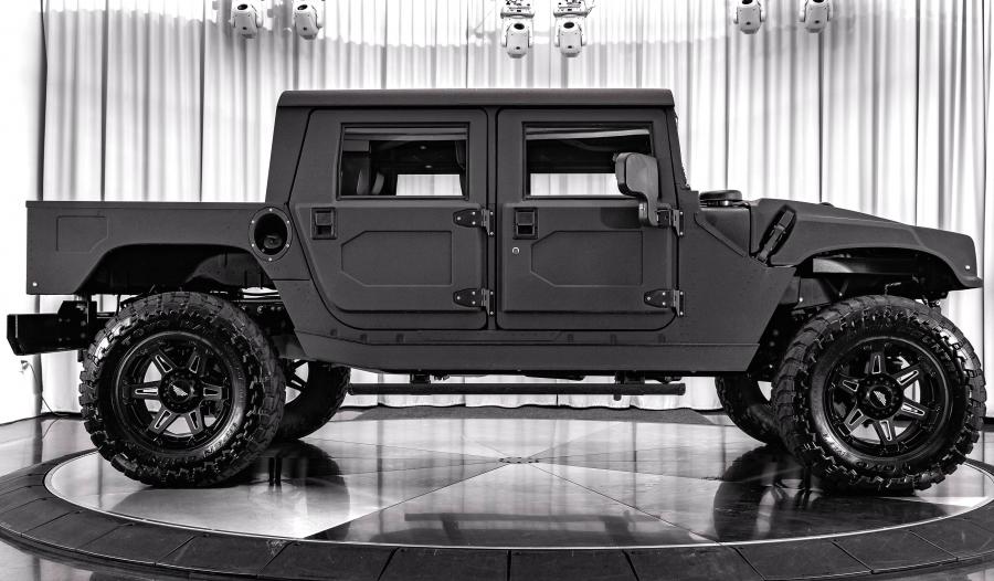  Hummer H1 Launch Edition by Mil-Spec Automotive 2019 года  (фото 8 из 16)